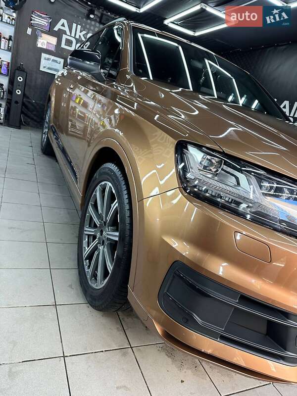 Позашляховик / Кросовер Audi Q7 2017 в Одесі