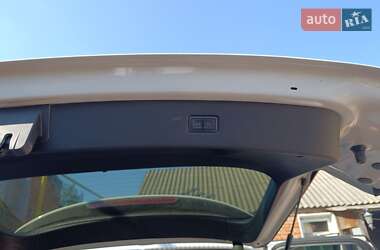 Внедорожник / Кроссовер Audi Q7 2021 в 
