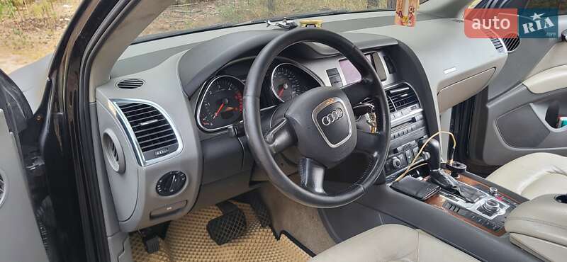 Позашляховик / Кросовер Audi Q7 2008 в Гостомелі