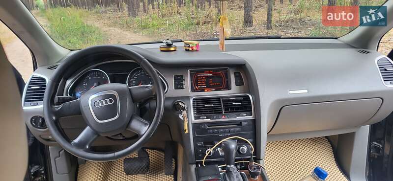 Позашляховик / Кросовер Audi Q7 2008 в Гостомелі