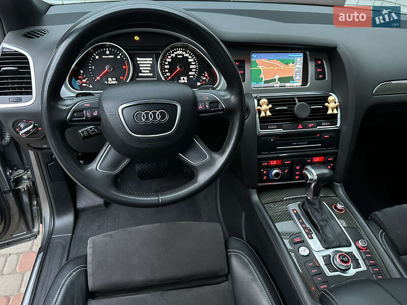 Позашляховик / Кросовер Audi Q7 2014 в Києві