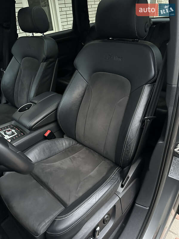 Позашляховик / Кросовер Audi Q7 2014 в Києві