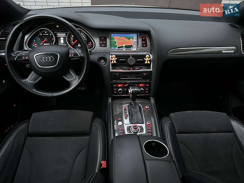 Позашляховик / Кросовер Audi Q7 2014 в Києві