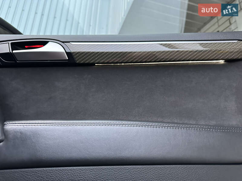 Позашляховик / Кросовер Audi Q7 2014 в Києві