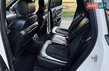 Внедорожник / Кроссовер Audi Q7 2010 в 