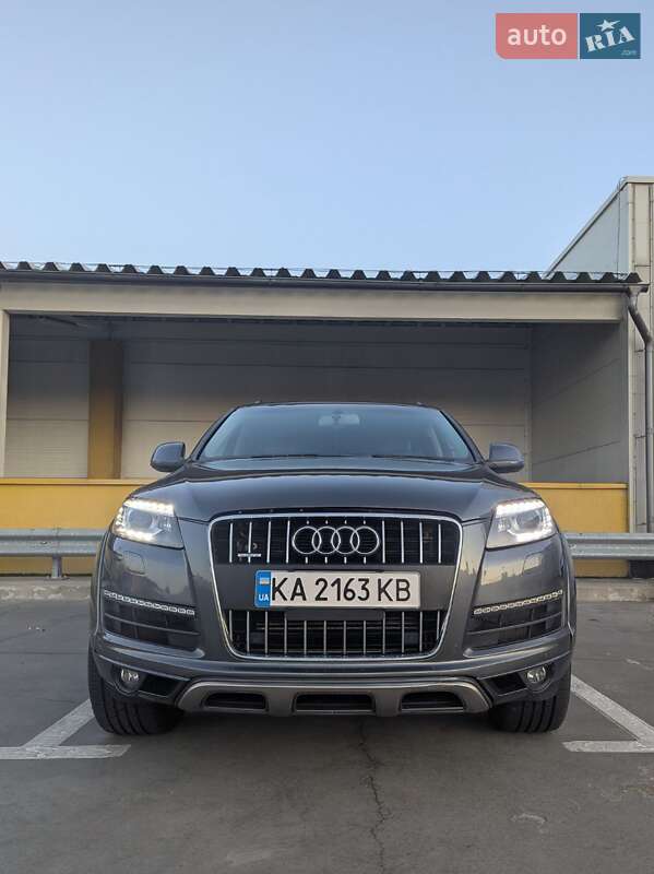 Внедорожник / Кроссовер Audi Q7 2015 в Броварах