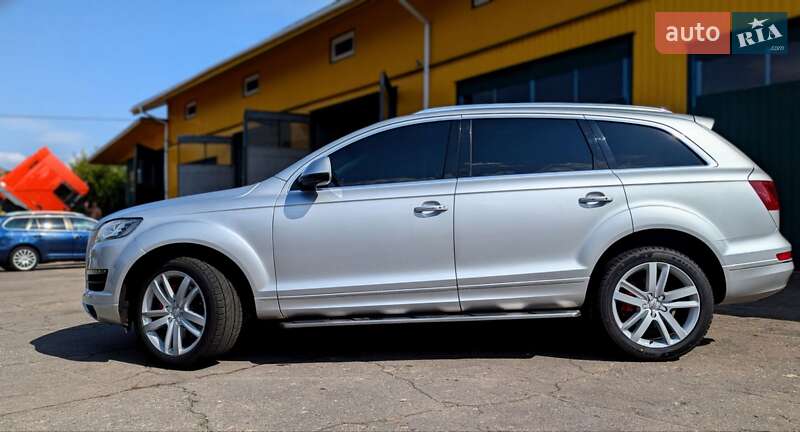 Внедорожник / Кроссовер Audi Q7 2015 в Черкассах