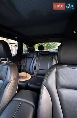 Позашляховик / Кросовер Audi Q7 2018 в 