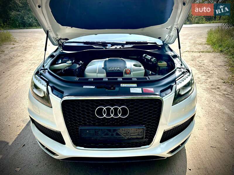 Позашляховик / Кросовер Audi Q7 2013 в Полтаві фото 13 Позашляховик / Кросовер Audi Q7 2013 в Полтаві