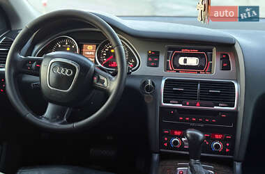 Внедорожник / Кроссовер Audi Q7 2008 в 