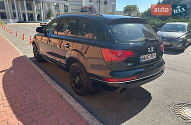 Внедорожник / Кроссовер Audi Q7 2011 в 