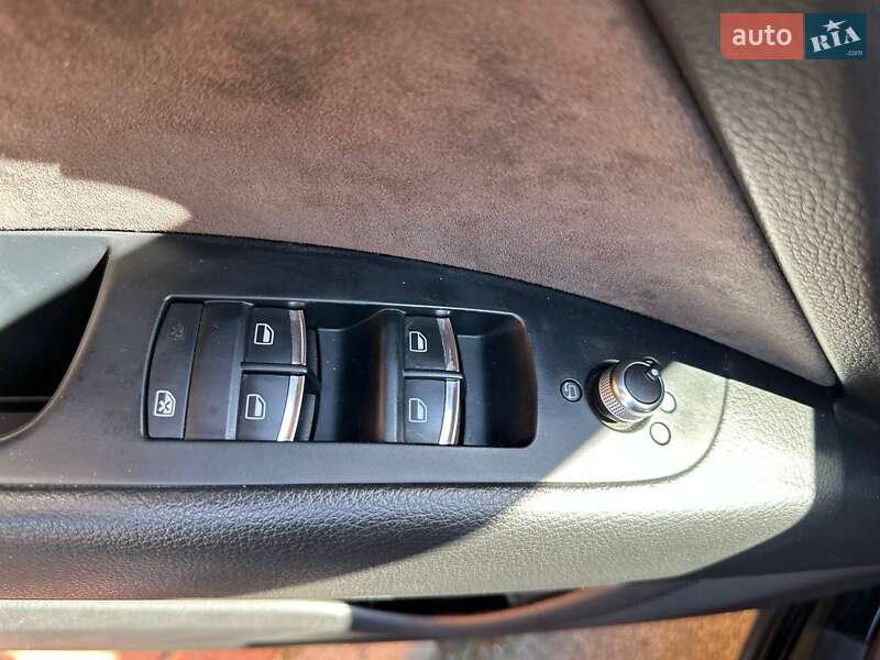 Позашляховик / Кросовер Audi Q7 2011 в Києві