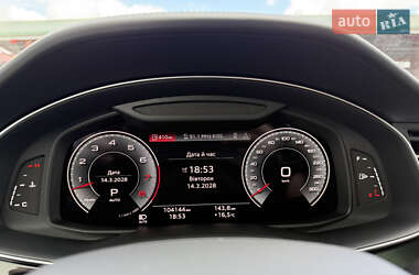 Позашляховик / Кросовер Audi Q7 2022 в 