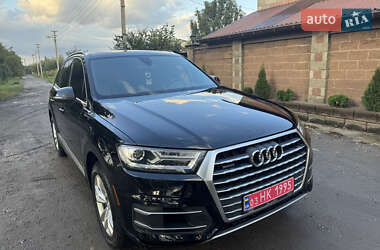 Внедорожник / Кроссовер Audi Q7 2019 в 