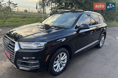Внедорожник / Кроссовер Audi Q7 2019 в 