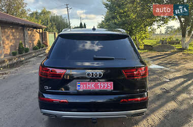 Внедорожник / Кроссовер Audi Q7 2019 в 