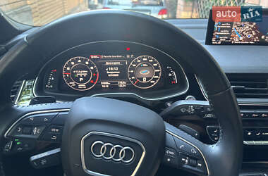 Внедорожник / Кроссовер Audi Q7 2019 в 