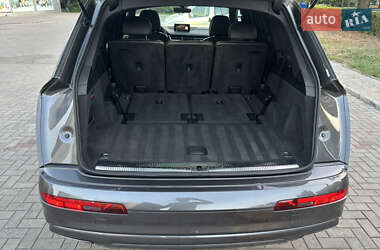 Внедорожник / Кроссовер Audi Q7 2019 в 