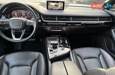 Внедорожник / Кроссовер Audi Q7 2019 в 