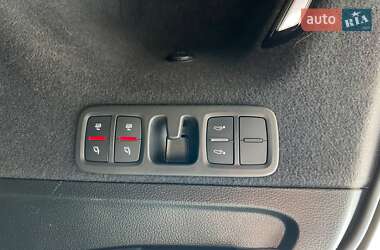 Позашляховик / Кросовер Audi Q7 2020 в 