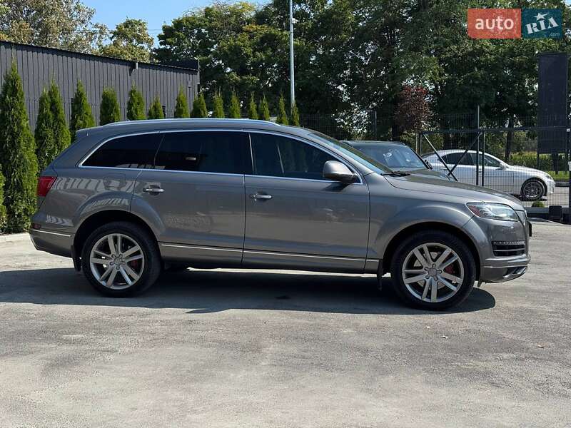 Позашляховик / Кросовер Audi Q7 2011 в Кам'янець-Подільському