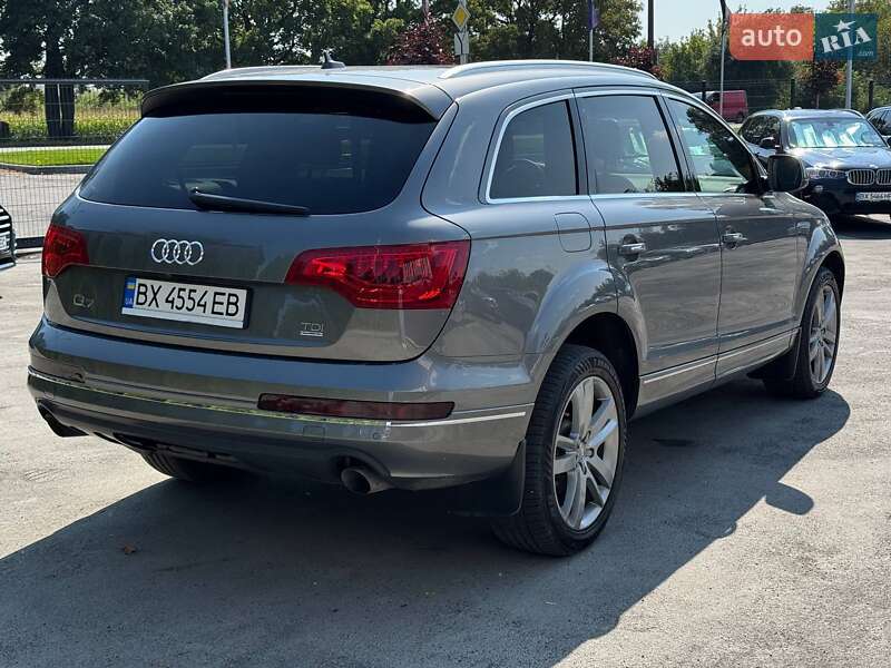 Позашляховик / Кросовер Audi Q7 2011 в Кам'янець-Подільському