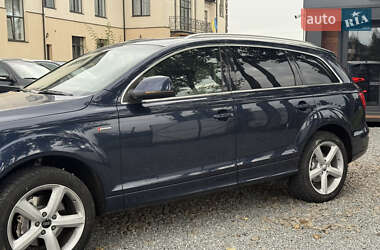 Внедорожник / Кроссовер Audi Q7 2013 в 