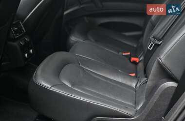 Внедорожник / Кроссовер Audi Q7 2015 в 