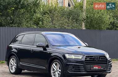 Внедорожник / Кроссовер Audi Q7 2016 в 