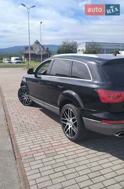 Позашляховик / Кросовер Audi Q7 2013 в 