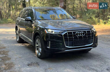Внедорожник / Кроссовер Audi Q7 2020 в 
