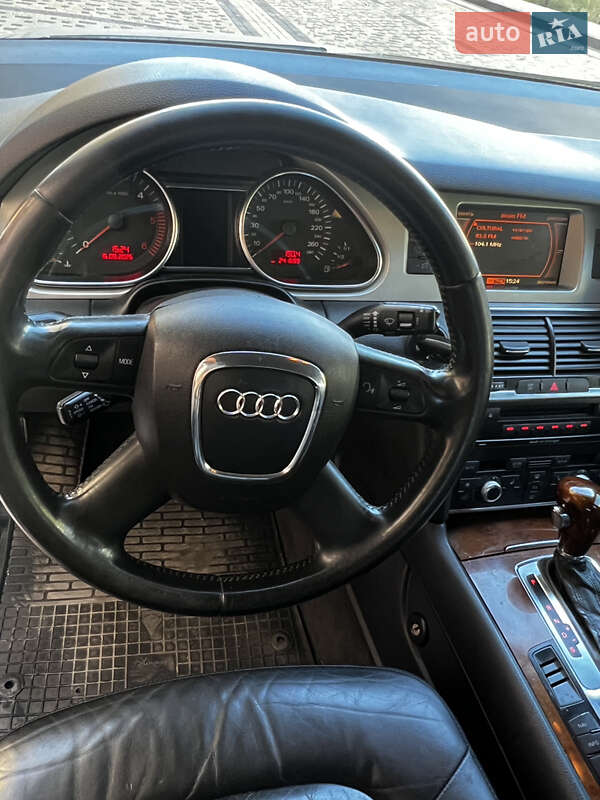 Внедорожник / Кроссовер Audi Q7 2008 в Измаиле