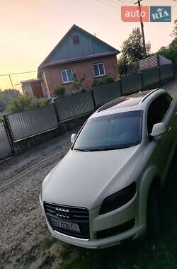 Внедорожник / Кроссовер Audi Q7 2007 в 