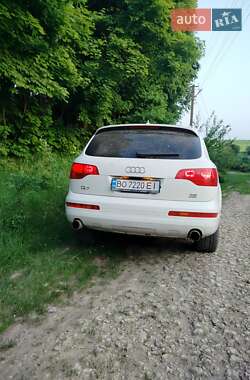Внедорожник / Кроссовер Audi Q7 2007 в 