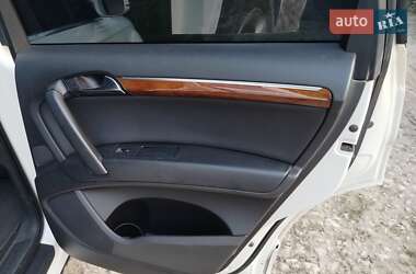 Внедорожник / Кроссовер Audi Q7 2007 в 