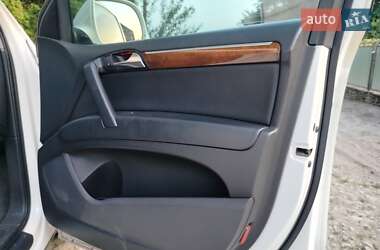 Внедорожник / Кроссовер Audi Q7 2007 в 