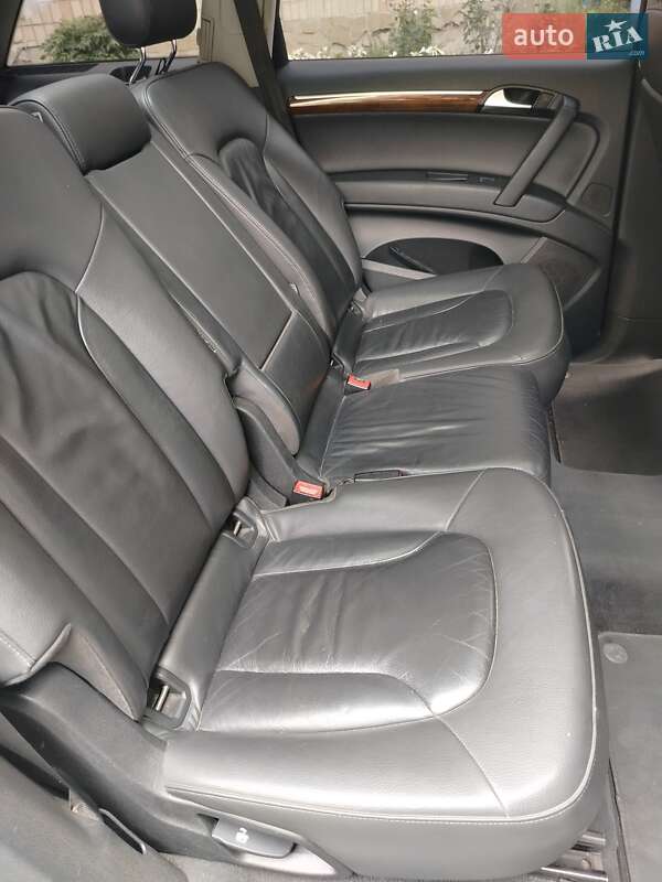 Внедорожник / Кроссовер Audi Q7 2007 в Тернополе