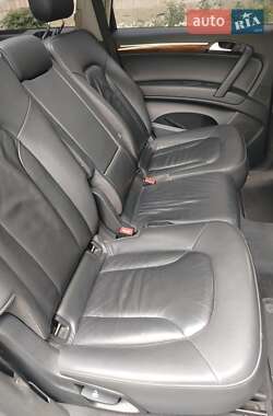 Внедорожник / Кроссовер Audi Q7 2007 в 