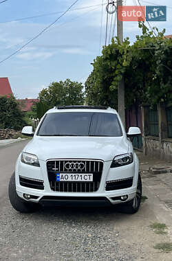 Внедорожник / Кроссовер Audi Q7 2015 в Ужгороде