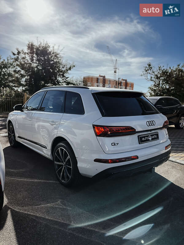 Позашляховик / Кросовер Audi Q7 2020 в Миколаєві фото 5 Позашляховик / Кросовер Audi Q7 2020 в Миколаєві
