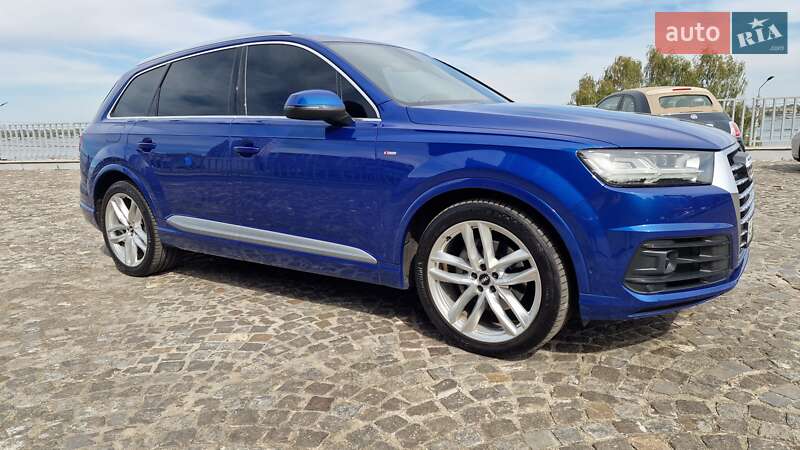 Позашляховик / Кросовер Audi Q7 2017 в Дніпрі фото 11 Позашляховик / Кросовер Audi Q7 2017 в Дніпрі