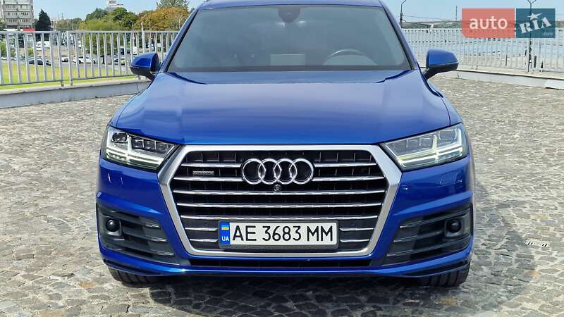 Позашляховик / Кросовер Audi Q7 2017 в Дніпрі фото 13 Позашляховик / Кросовер Audi Q7 2017 в Дніпрі