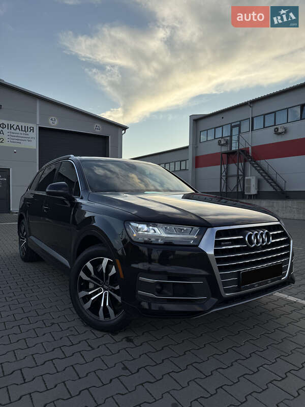 Внедорожник / Кроссовер Audi Q7 2016 в Нововолынске фото 5 Внедорожник / Кроссовер Audi Q7 2016 в Нововолынске