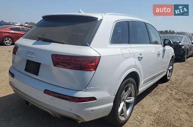 Внедорожник / Кроссовер Audi Q7 2019 в 