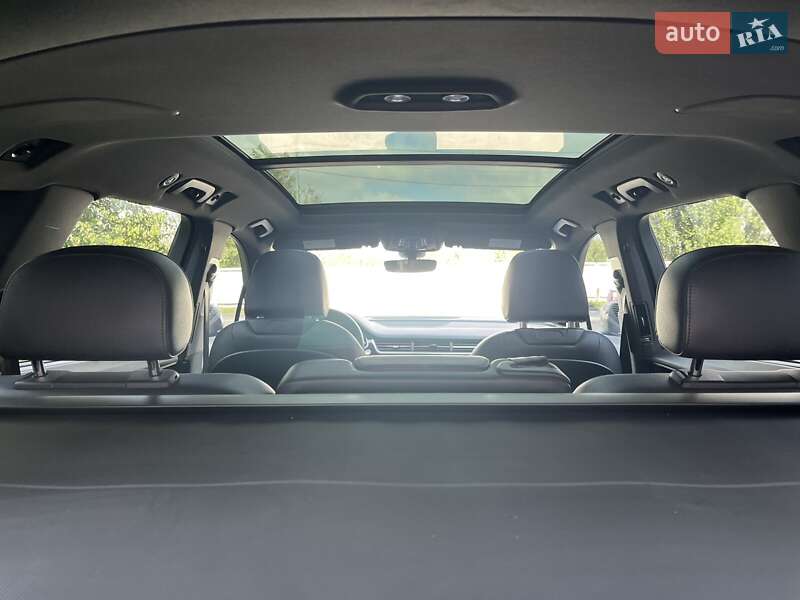 Внедорожник / Кроссовер Audi Q7 2018 в Киеве