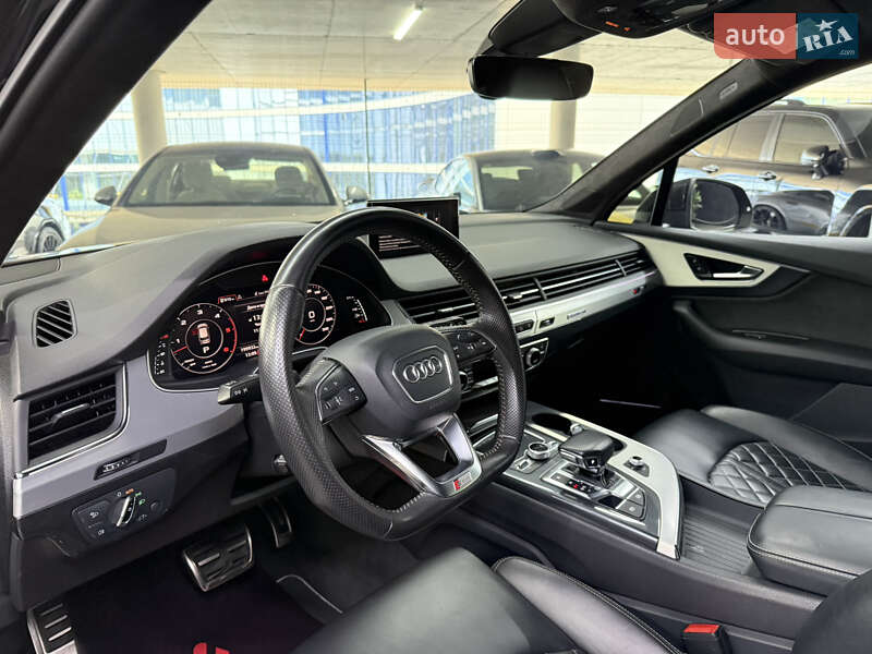 Позашляховик / Кросовер Audi Q7 2017 в Одесі