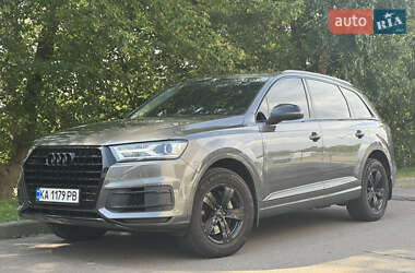 Внедорожник / Кроссовер Audi Q7 2019 в 