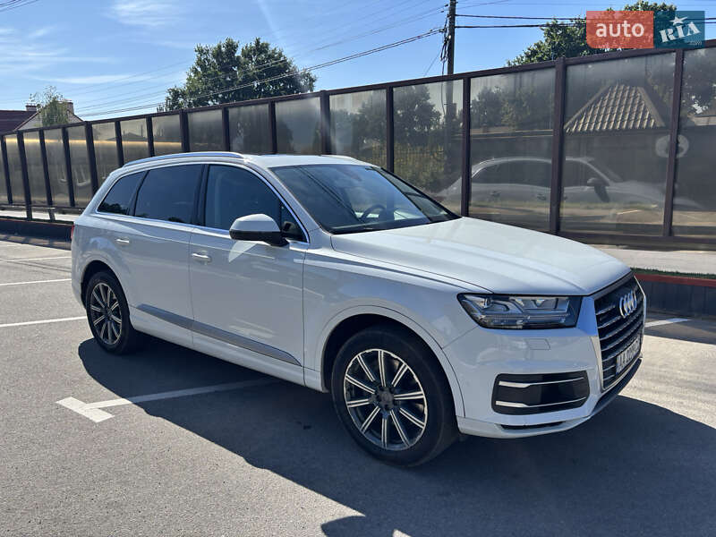 Позашляховик / Кросовер Audi Q7 2017 в Києві фото 8 Позашляховик / Кросовер Audi Q7 2017 в Києві