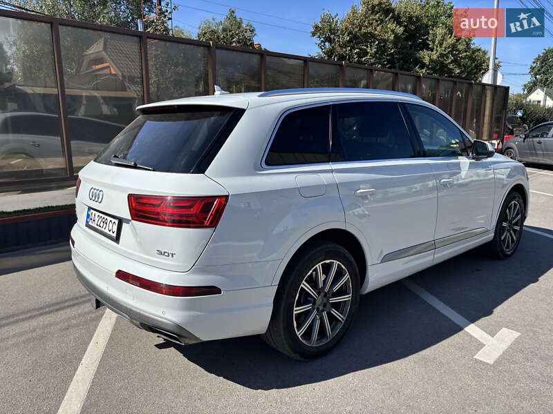 Позашляховик / Кросовер Audi Q7 2017 в Києві фото 10 Позашляховик / Кросовер Audi Q7 2017 в Києві