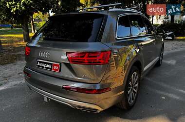 Внедорожник / Кроссовер Audi Q7 2016 в Киеве